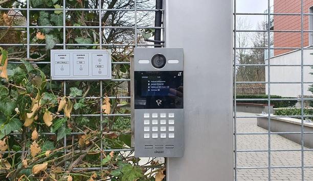 Future-Proof DNAKE 2-Wire IP Intercom Solutions For Housing Estate At Chodkiewicza 10
