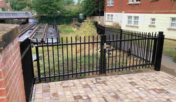 Jacksons Fencing Helps Restore Rewley Road Swing Bridge In Oxford To Former Glory
