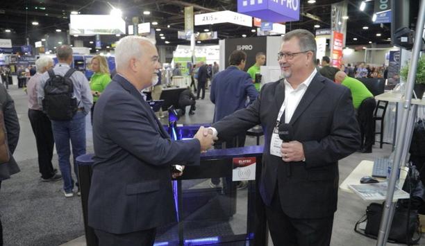 Combining Technologies At The Entrance To Improve The Customer Experience