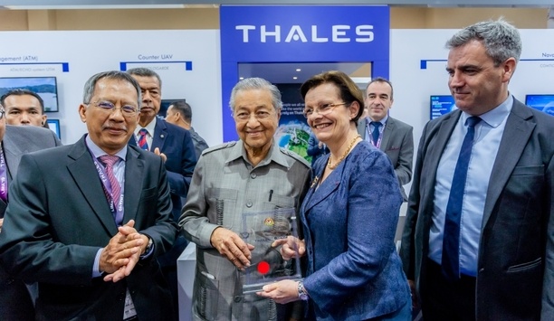 Sapura Thales Electronics Launches TRC 5200 Second Generation Of STE’s Military VHF Radio