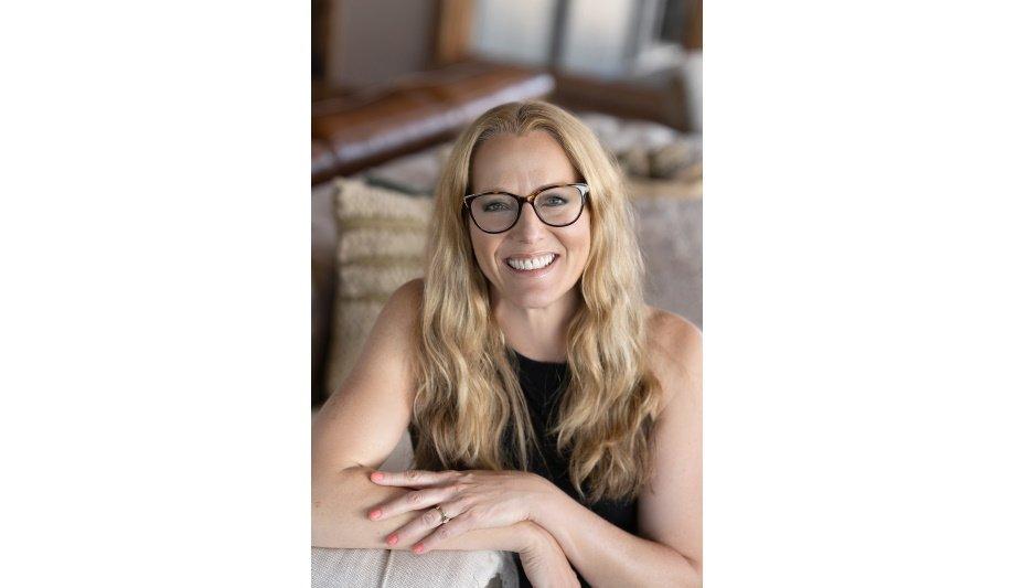 Amy Becker Named Senior Vice President At Astute Financial