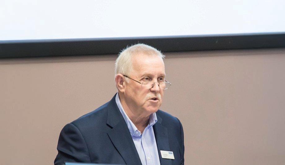 AUCSO Honors Les Allan With Prestigious Fellowship Award