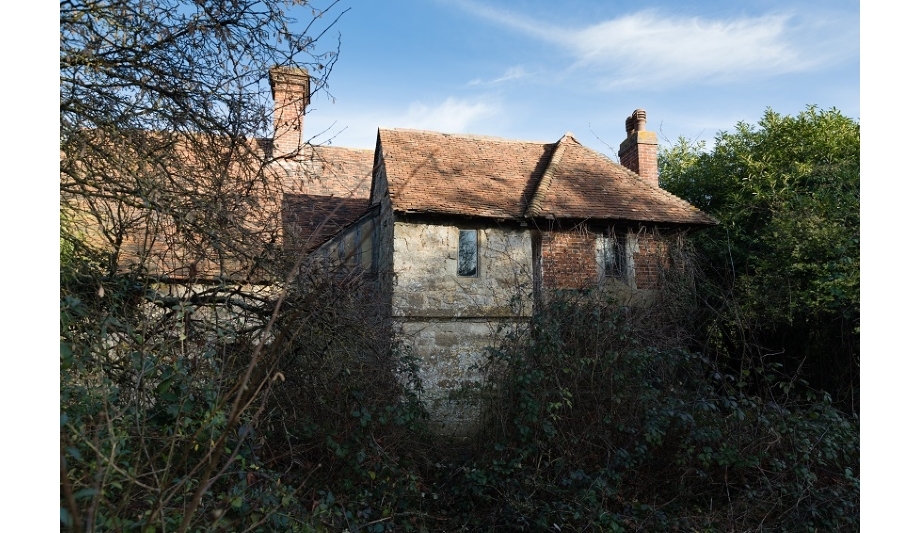 Axis Communications Deploys High-Tech Network Cameras To Secure And Monitor Historic Restoration Project