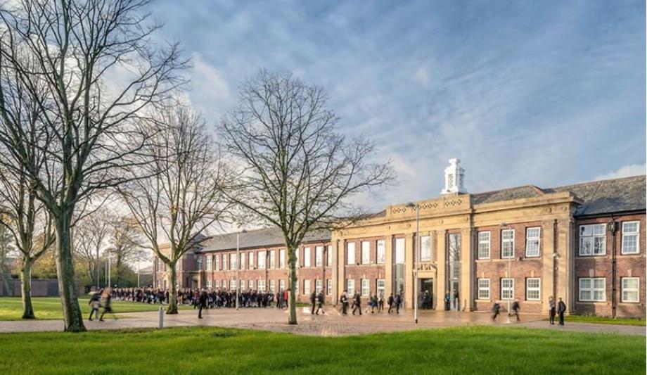 Award-Winning School Benefits From IDIS NDAA-Compliant CCTV Upgrade