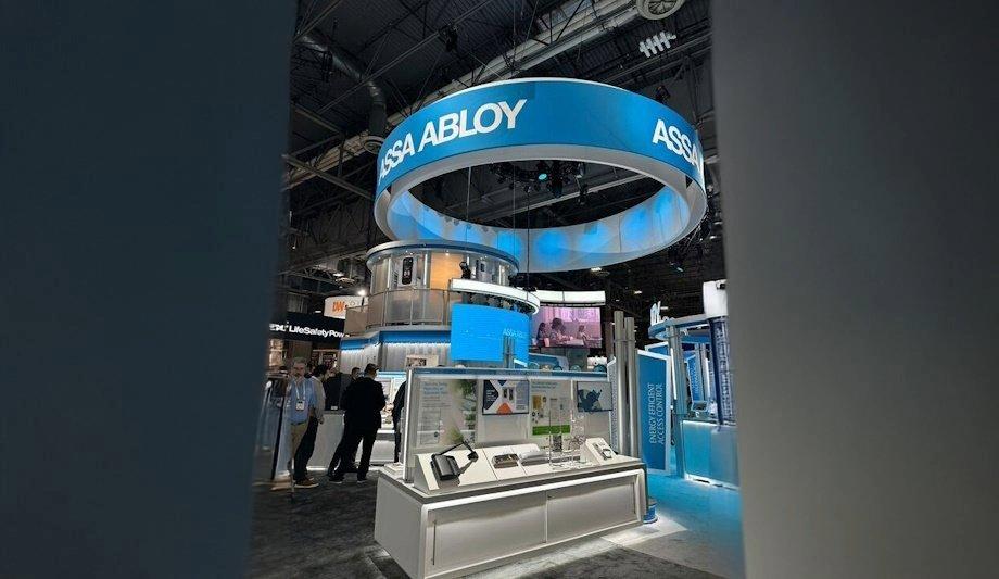 Corbin Russwin's New Bored Lock Indicator For CLX3300 Series