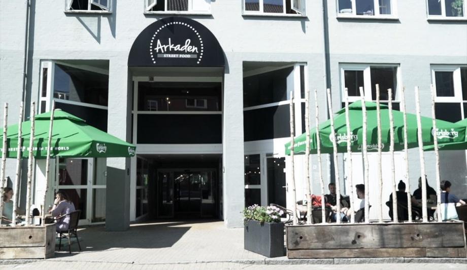 Dahua Secures Arkaden Food Hall With AI-Powered People Counting Camera To Follow COVID-19 Guidelines