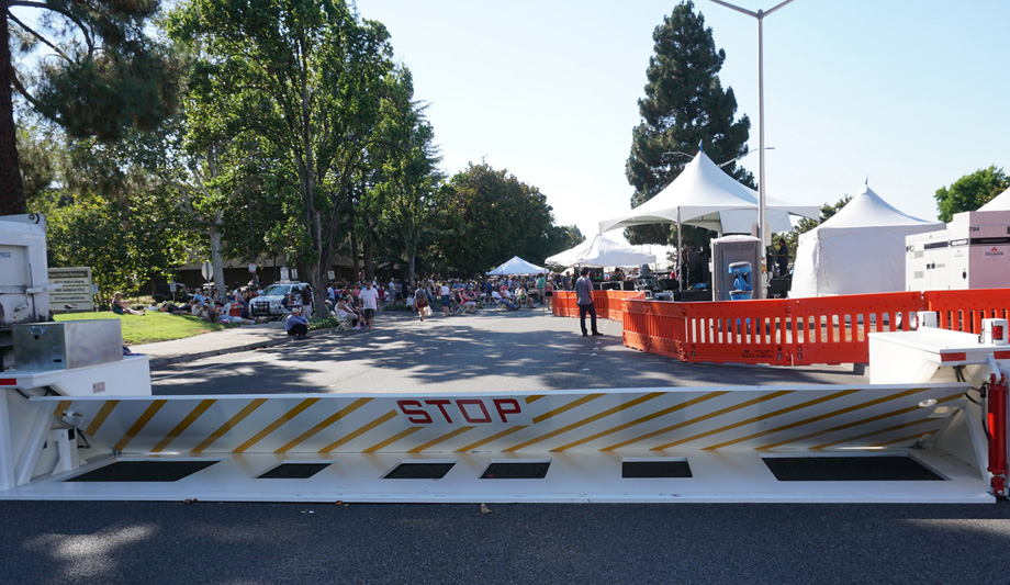 Video Demonstrates Delta's Portable Vehicle Barriers In Use At Fremont Street Festival
