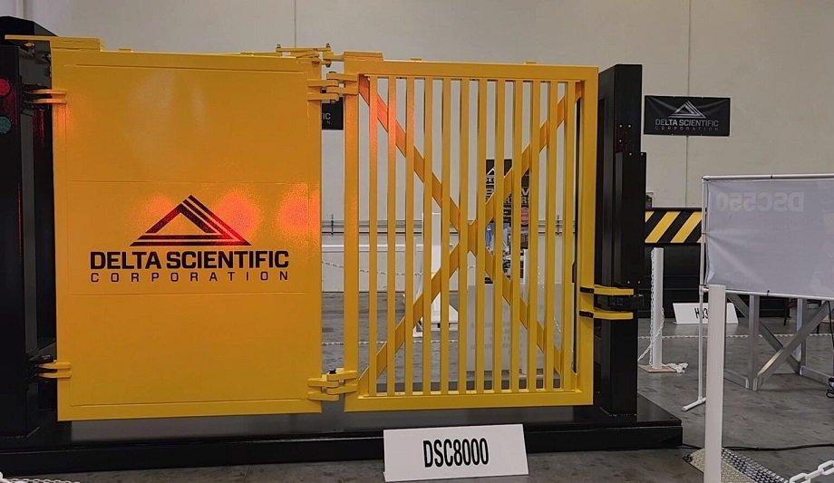 Delta Scientific Releases A Brand New Design In Its DSC8000 Bi-Fold Speed Gate