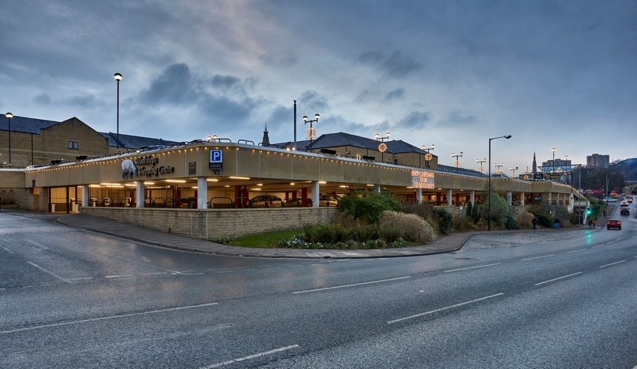 DESIGNA's ABACUS Software And Equipment Secure Car Parking For Woolshop Shopping Centre