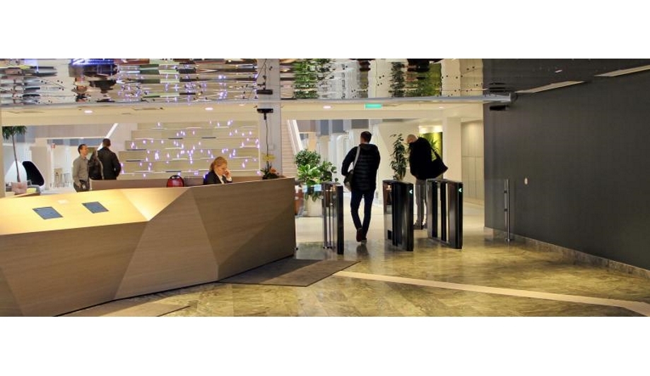 Boon Edam Lifeline Speedlane Swing Speed Gates Provide Secure Access Control To EVRY In Scandinavia