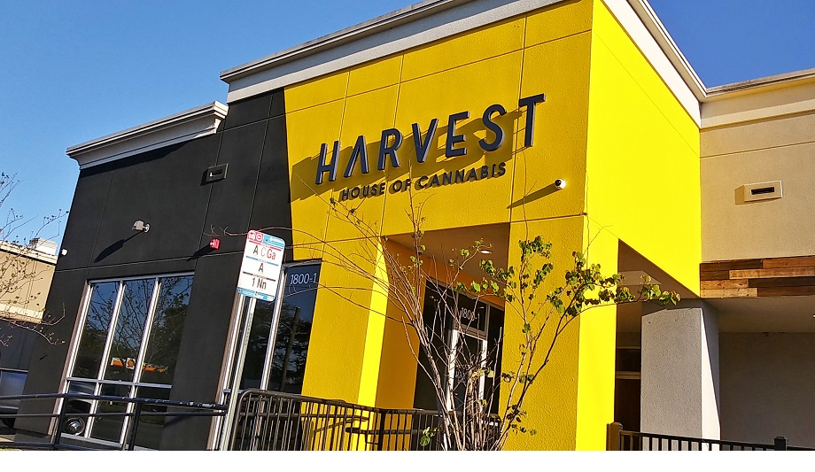 Harvest Health and Recreation continues to add 3xLOGIC infinias access control