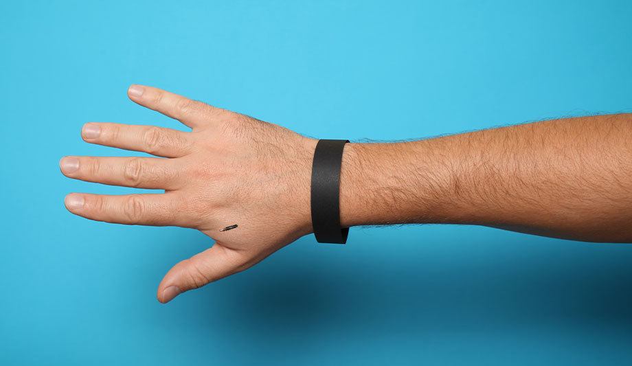 Can Microchip Implants Replace Plastic Cards In Modern Access Control?