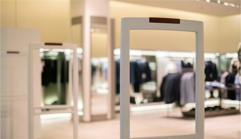 Protecting Retail Staff in a New Era: Live-streaming Body Cameras