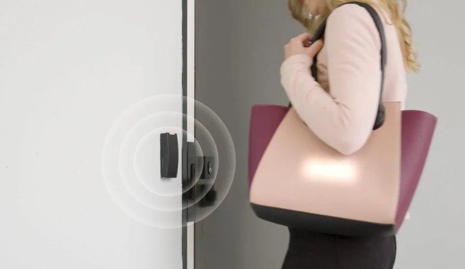 Safetrust’s 4 Ways To Increase Safety And Security In The New Workplace With Touchless Technology