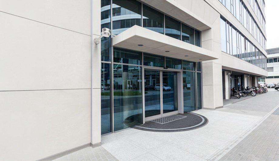 SDS Outdoor Wins 2025 SecurityInfoWatch Award