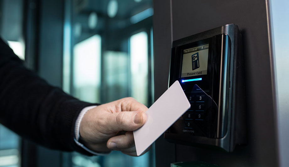 Tyco S700e intelligent IP reader access control Security News