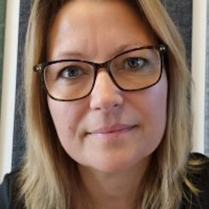 Bettina Roll