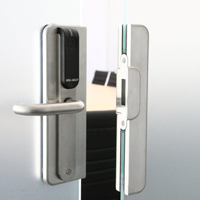 Architectural Glass Solutions With Aperio Wireless Lock Technology From ASSA ABLOY
