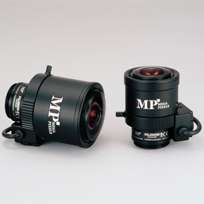 Fujinon YV3.3x15HR4A-SA2L 3 Megapixel Day/night Varifocal Lens