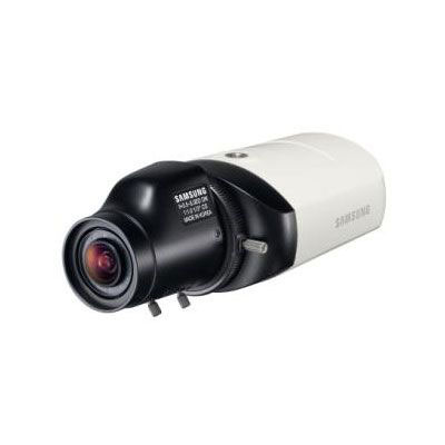 Hanwha Techwin America SCB-2004ND Day/Night Boxed Camera With 700 TVL Resolution