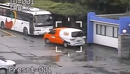 Samsung SPU-3750T High-resolution WDR PTZ Dome Camera with Automatic Tracking